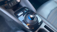 Nissan LEAF 110kW N-Connecta 39kWh 5dr Auto Electric Hatchback